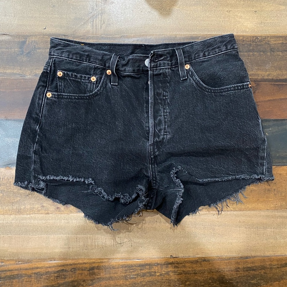LEVI 501 Black Denim Button Fly Shorts SZ W29